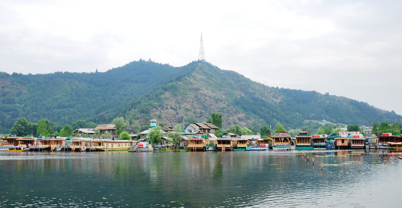 Mesmerising Dallake View